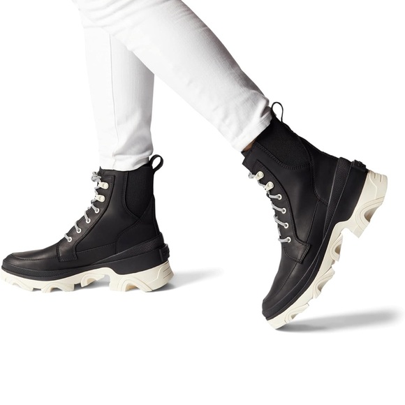 SOREL Brex Lace Boots, size 8.5 - Picture 2 of 7